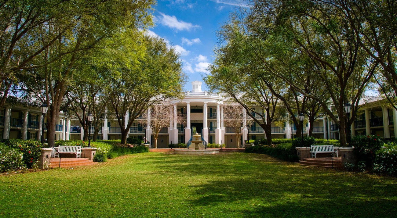 hotel with fountain